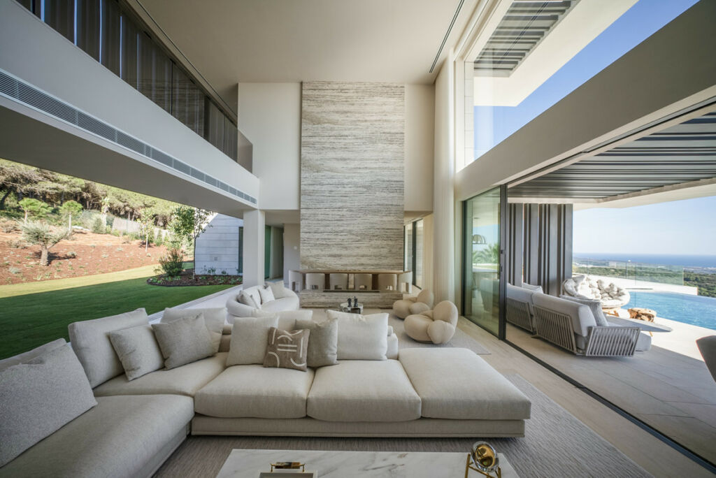 Detached Villa Sotogrande Cádiz - image 3