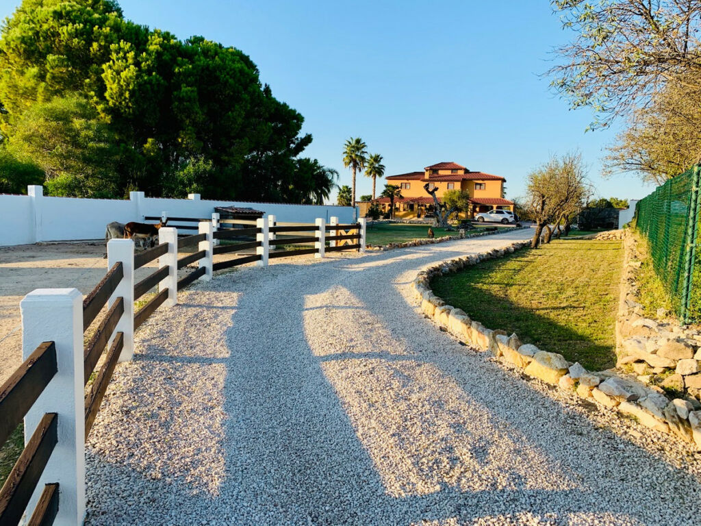 Detached Villa Sella Alicante - image 3