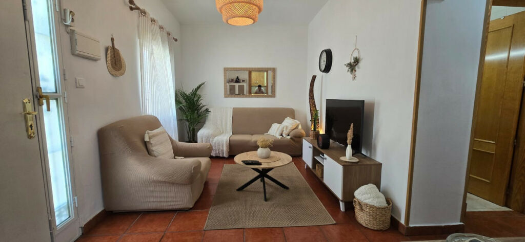 Detached Villa Torremolinos Centro Málaga - image 3