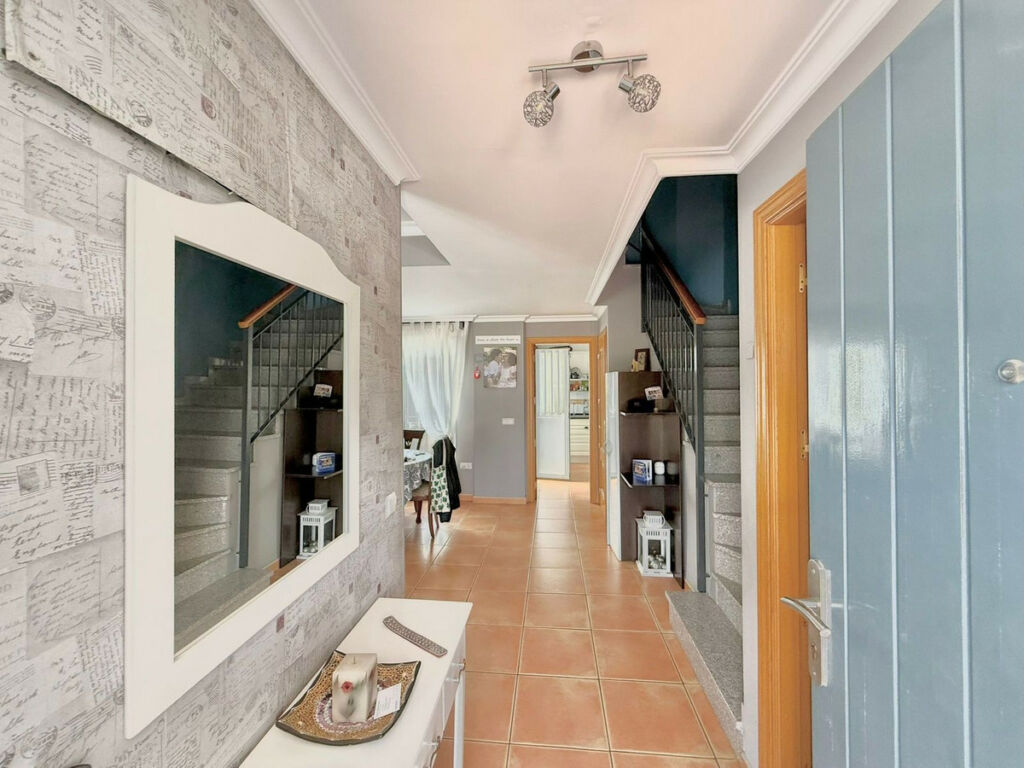 Townhouse Torreblanca Málaga - image 3