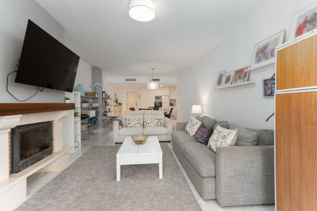 Ground Floor Apartment San Pedro de Alcántara Málaga - image 3
