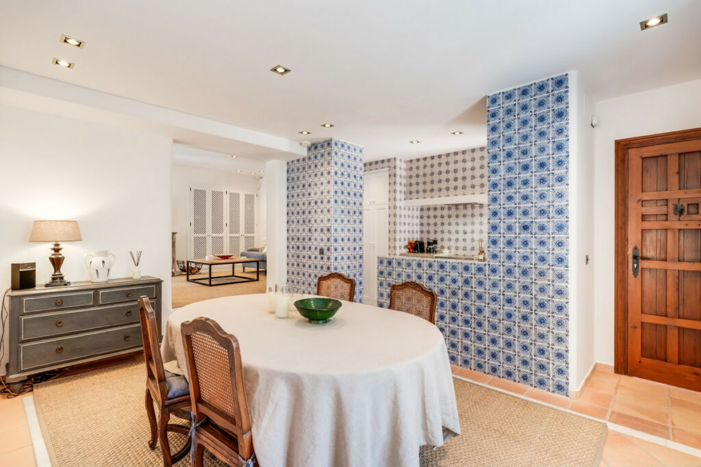 Ground Floor Apartment La Zagaleta Málaga - image 3