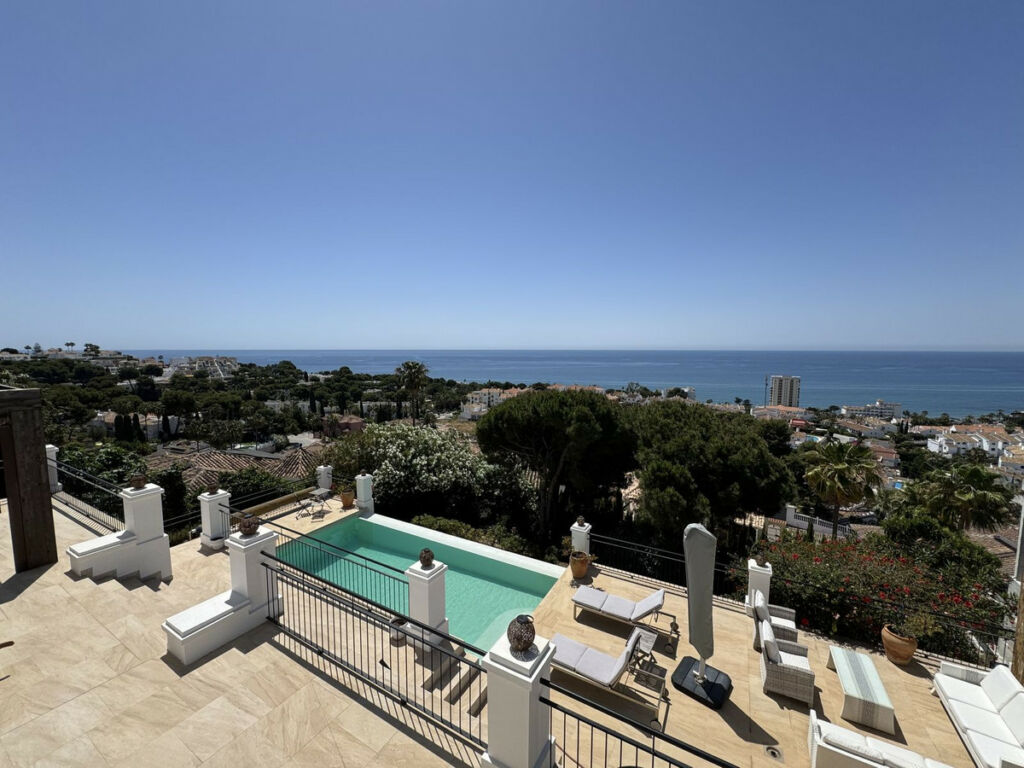 Detached Villa Riviera del Sol Málaga