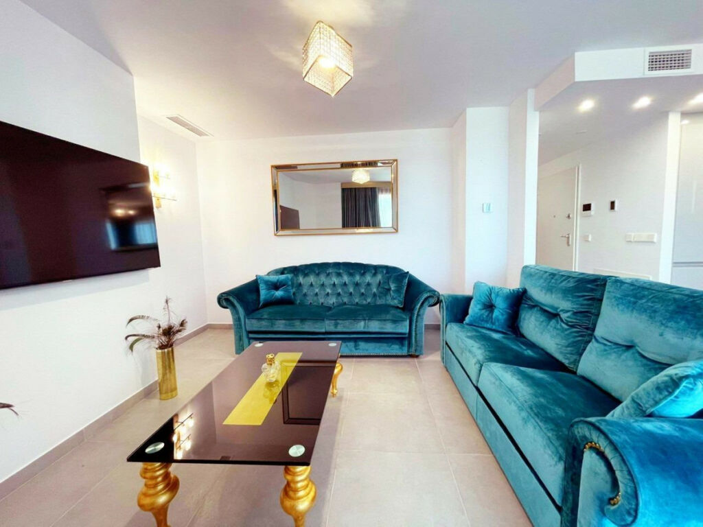 Middle Floor Apartment Villajoyosa Alicante - image 3