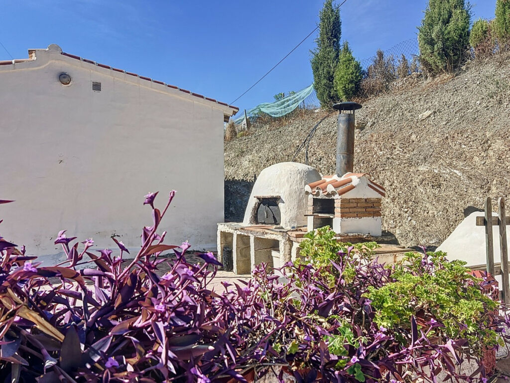 Detached Villa Sedella Málaga - image 3