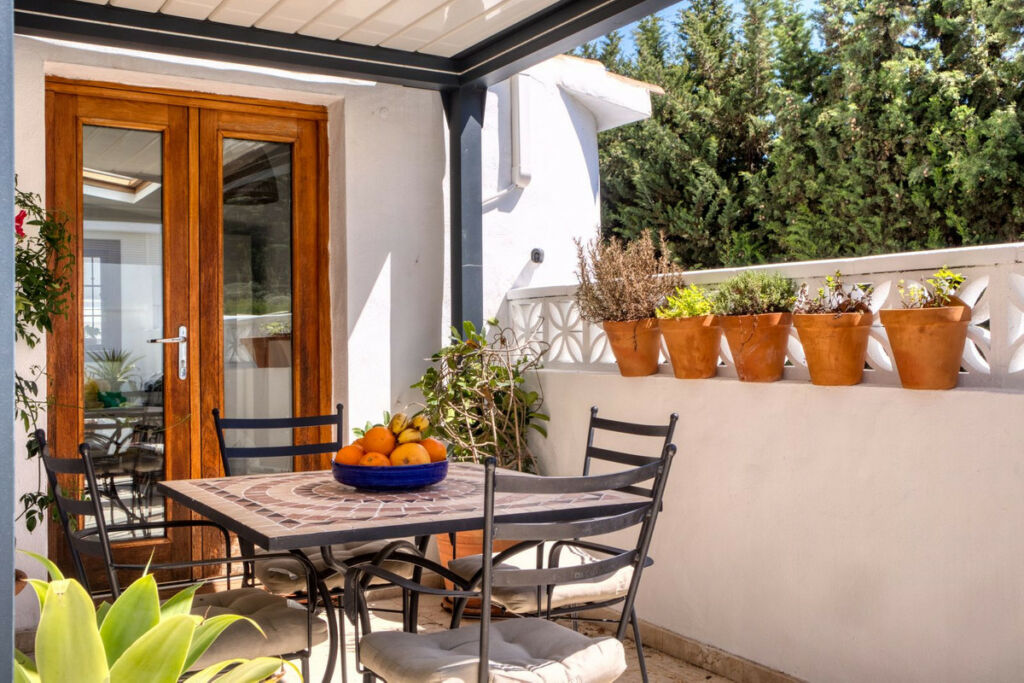 Townhouse Benahavís Málaga - image 3