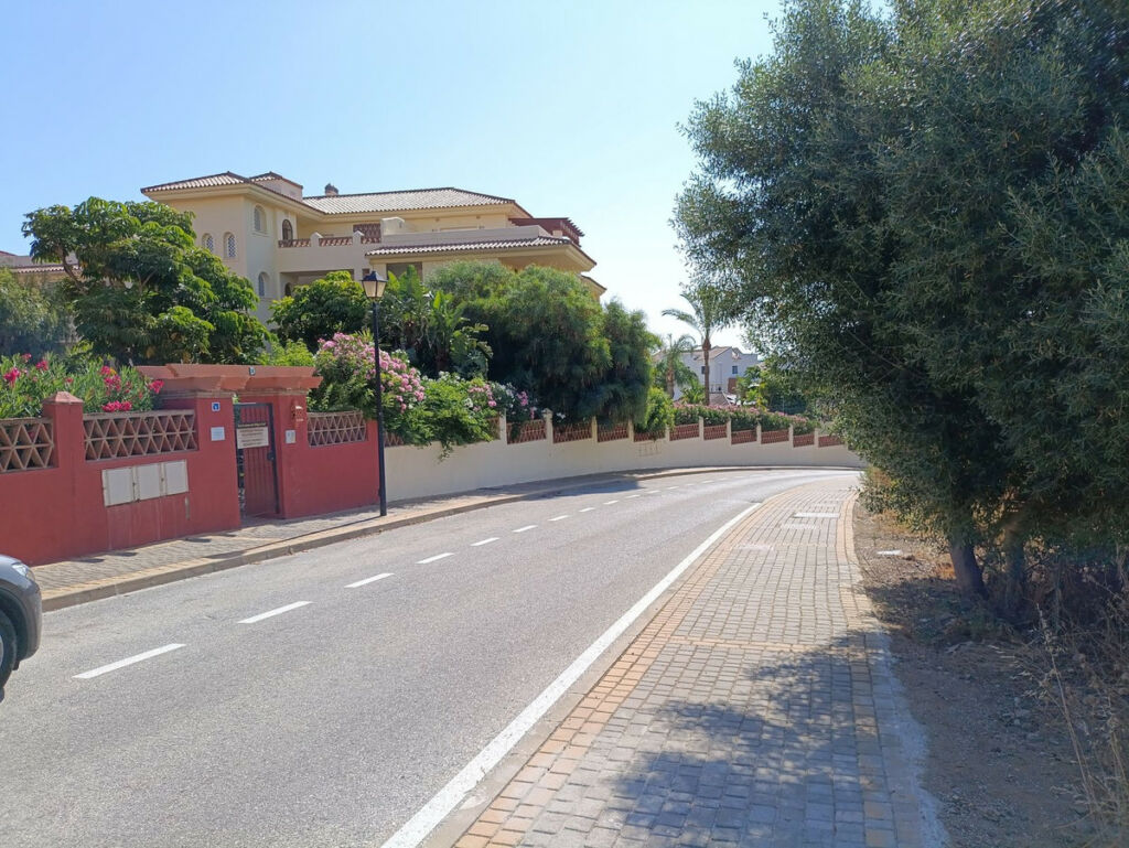 Residential Plot La Cala Hills Málaga - image 4
