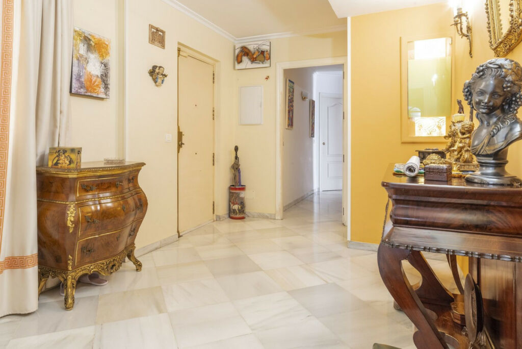 Middle Floor Apartment Málaga Este Málaga - image 3