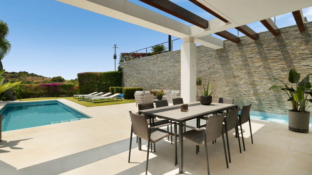 Semi-Detached House Cabopino Málaga - image 3