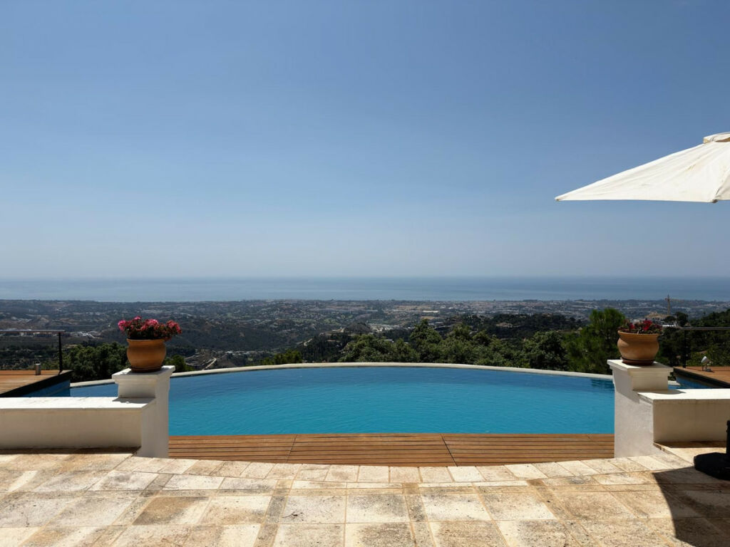 Detached Villa La Zagaleta Málaga - image 3