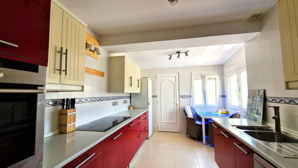 Detached Villa Adsubia Alicante - image 3
