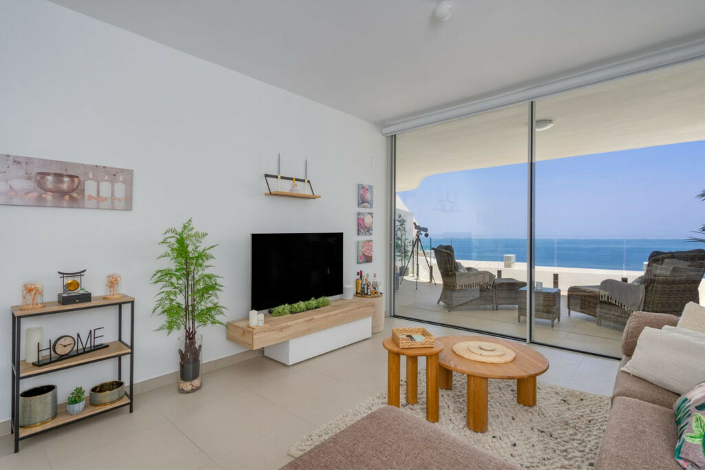 Middle Floor Apartment Benalmadena Málaga