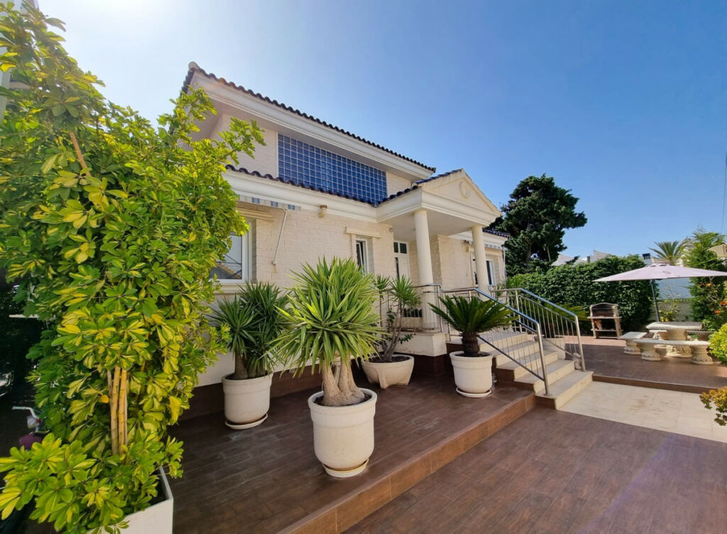 Detached Villa La Mata Alicante - image 20