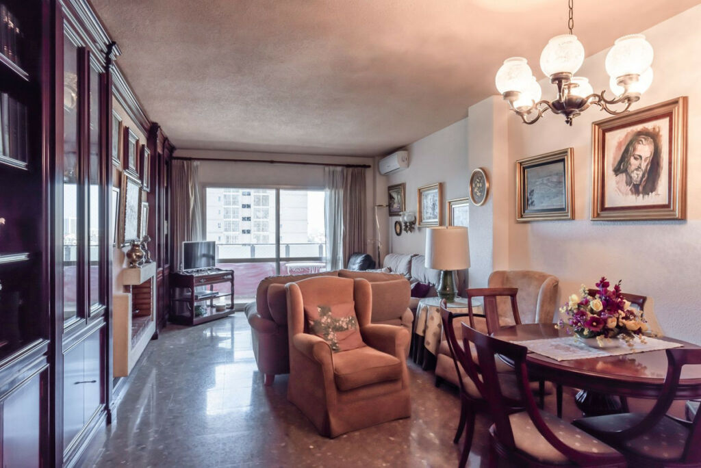 Middle Floor Apartment Málaga Centro Málaga - image 3