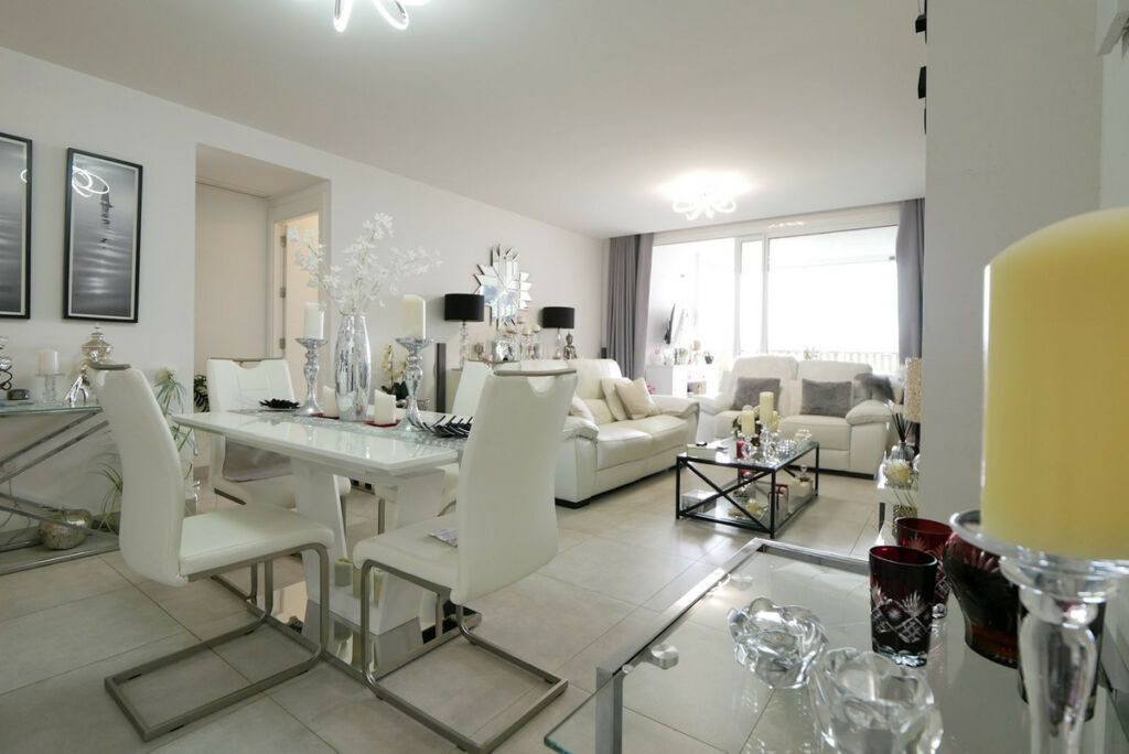 Ground Floor Apartment La Cala de Mijas Málaga - image 3