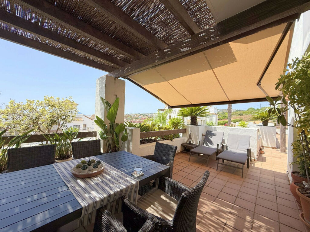 Penthouse La Alcaidesa Cádiz - image 3