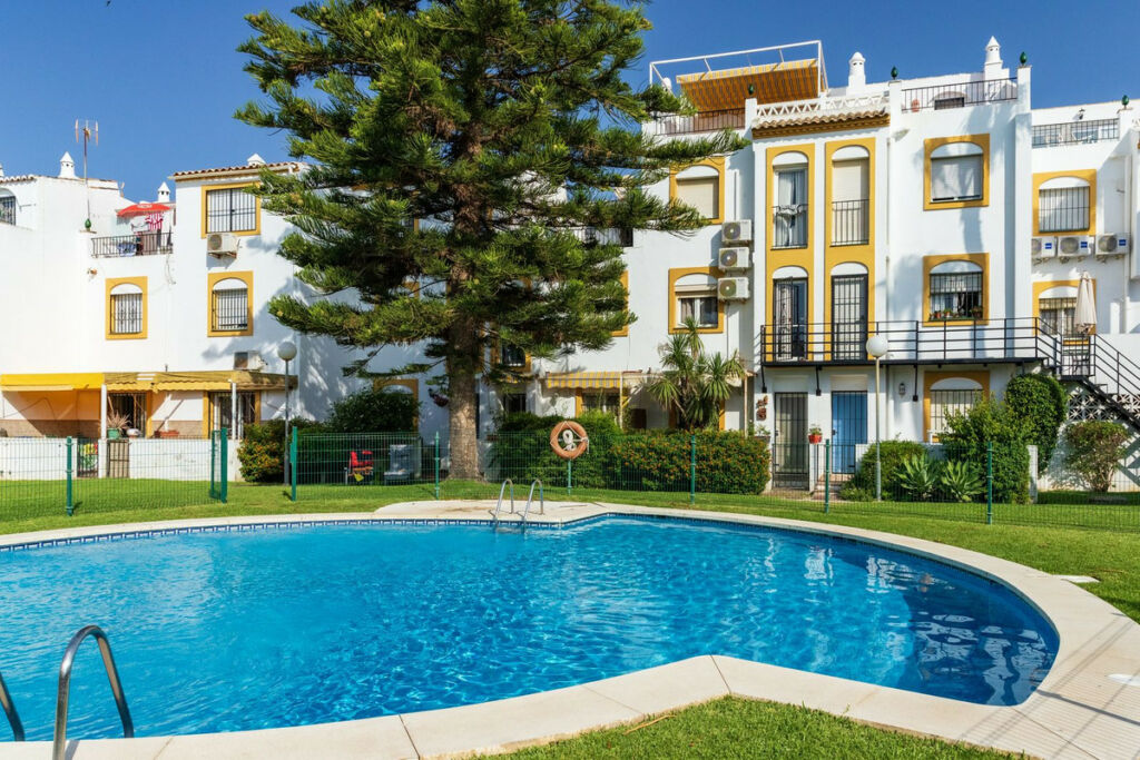 Townhouse Montemar Málaga - image 30