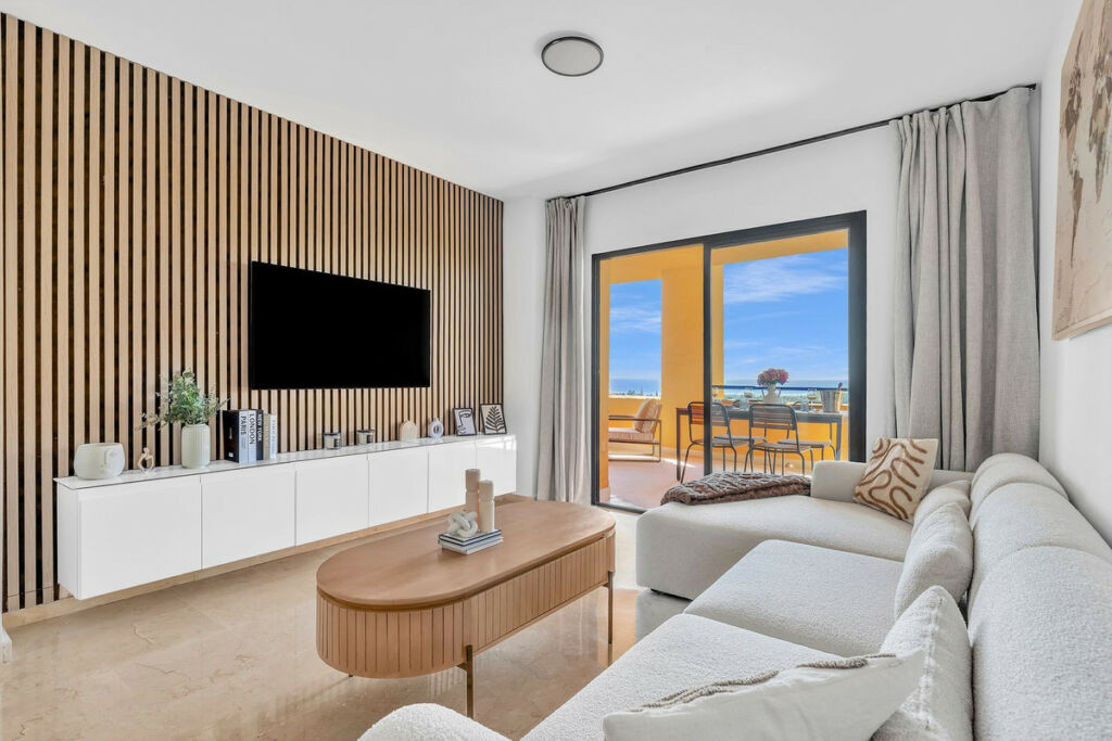 Middle Floor Apartment Estepona Málaga - image 30