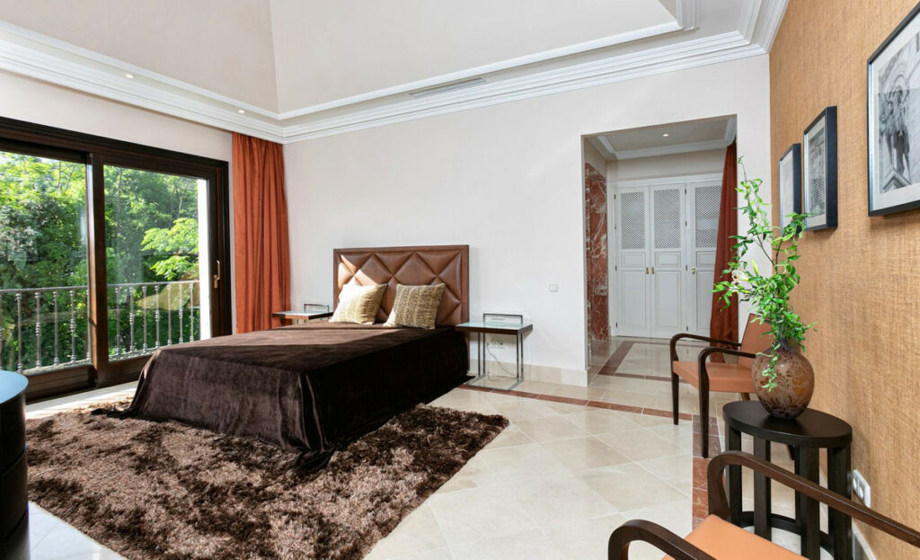 Detached Villa Benahavís Málaga - image 30