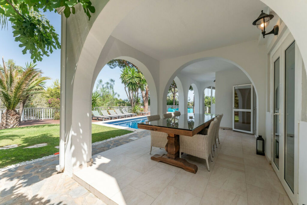 Detached Villa Calahonda Málaga - image 30