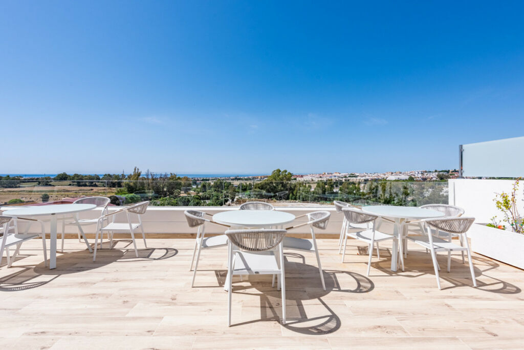 Middle Floor Apartment Nueva Andalucía Málaga - image 30