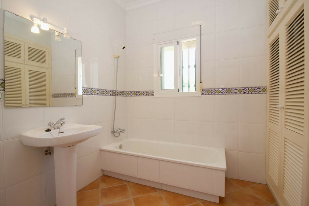 Detached Villa Alhaurín el Grande Málaga - image 30