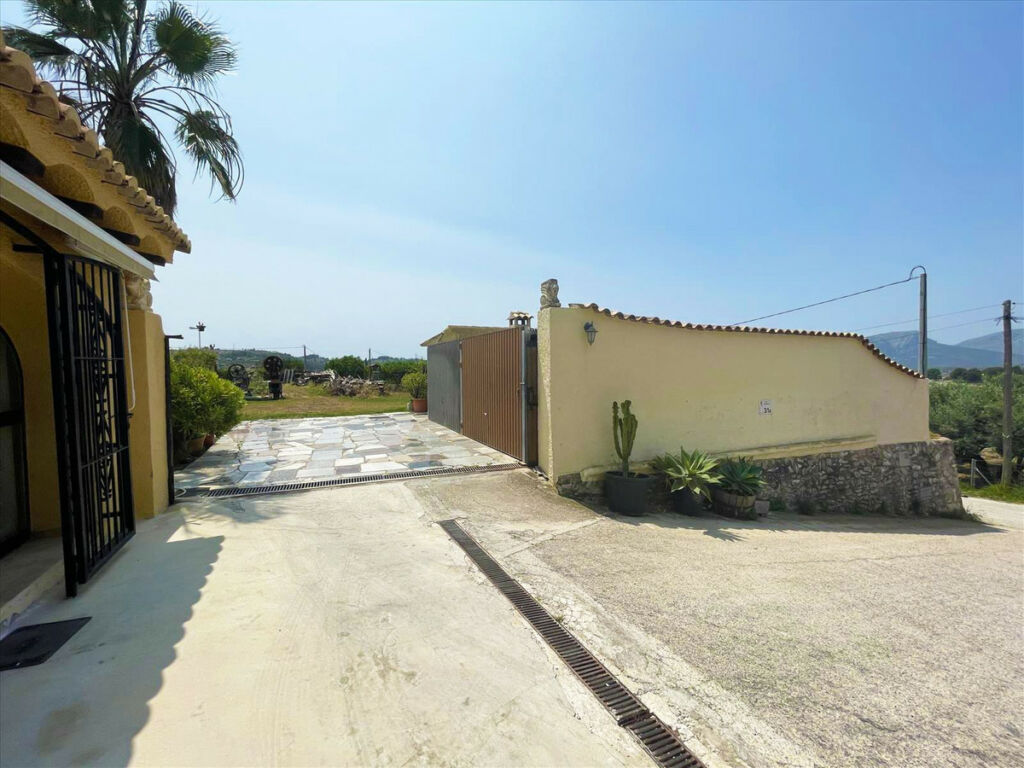 Detached Villa Benissa Alicante - image 30