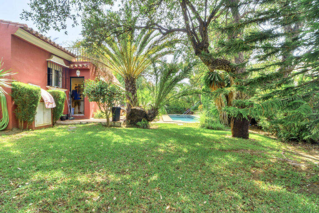 Detached Villa El Rosario Málaga - image 30