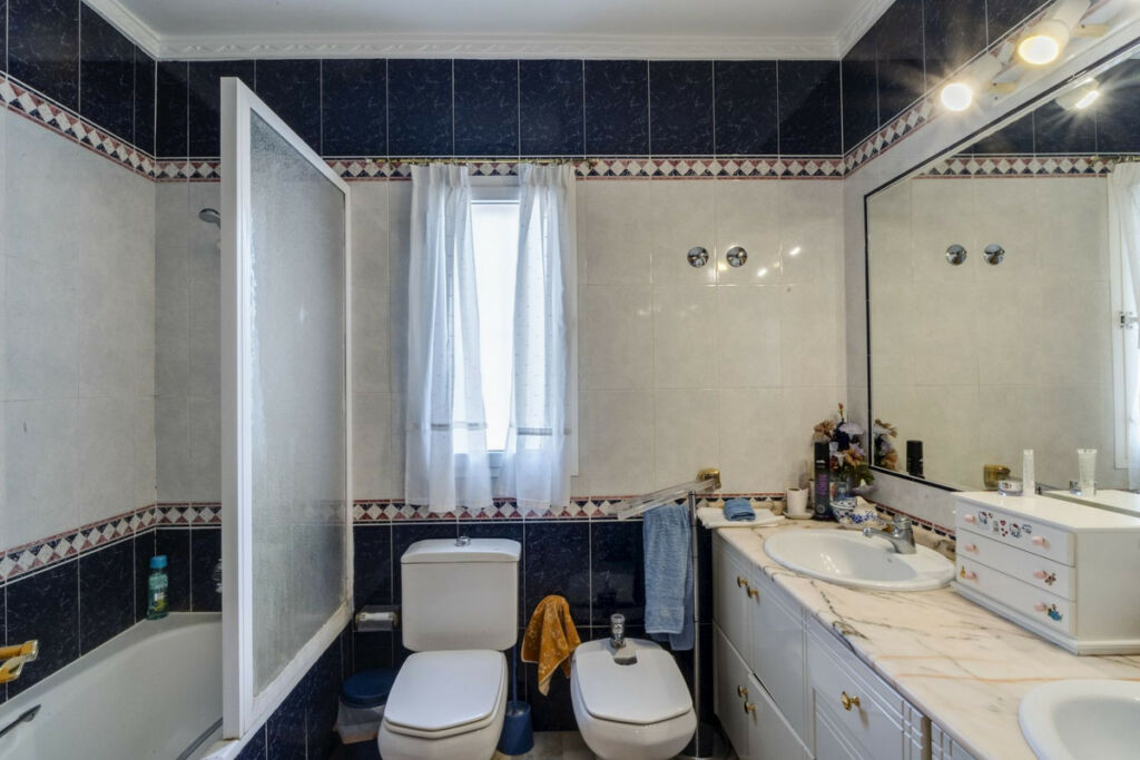 Detached Villa Marbella Málaga - image 30