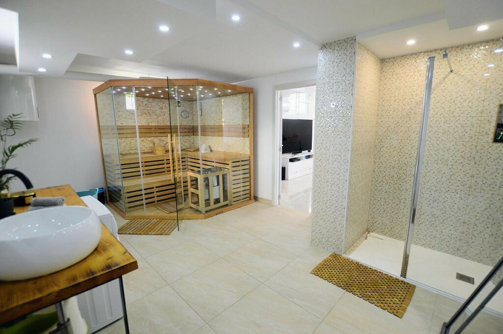 Detached Villa Los Altos Alicante - image 29