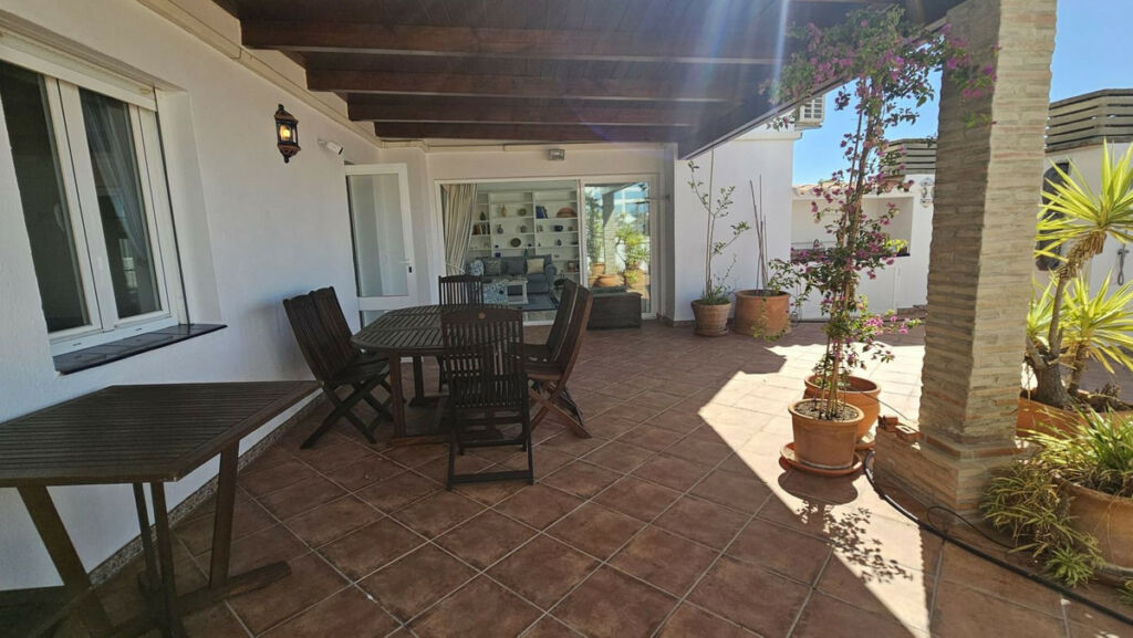 Top Floor Apartment Estepona Málaga - image 30