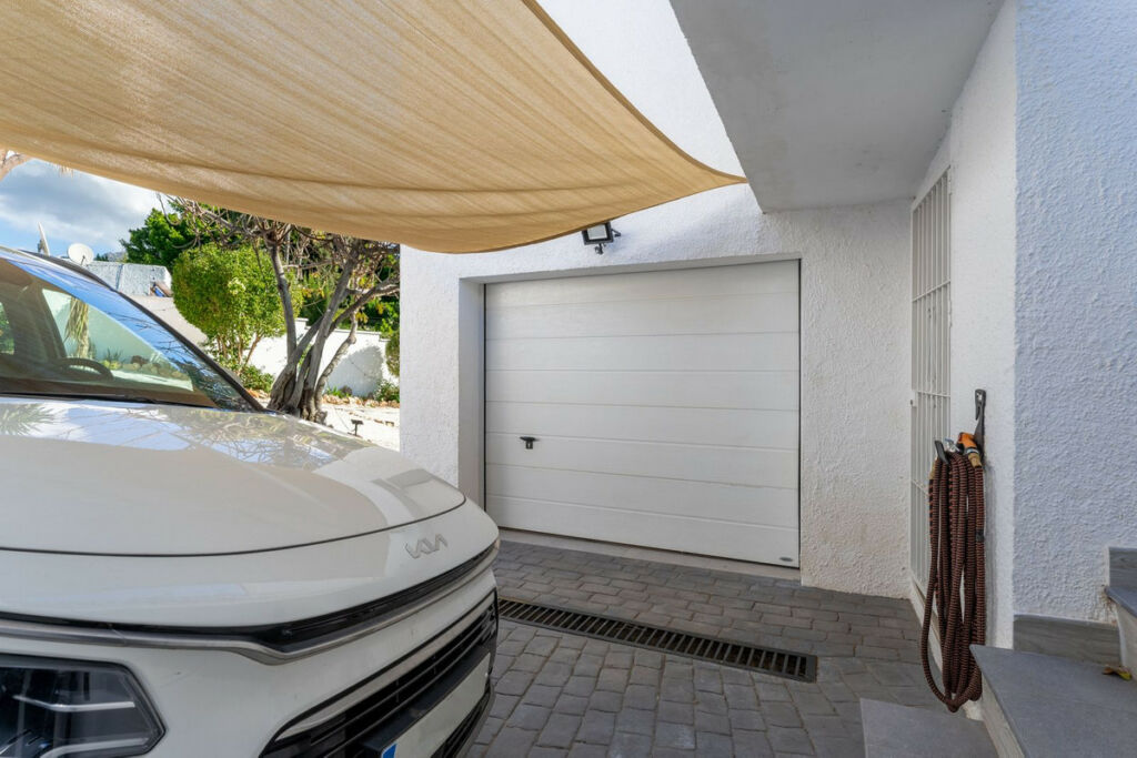 Detached Villa Mijas Málaga - image 30