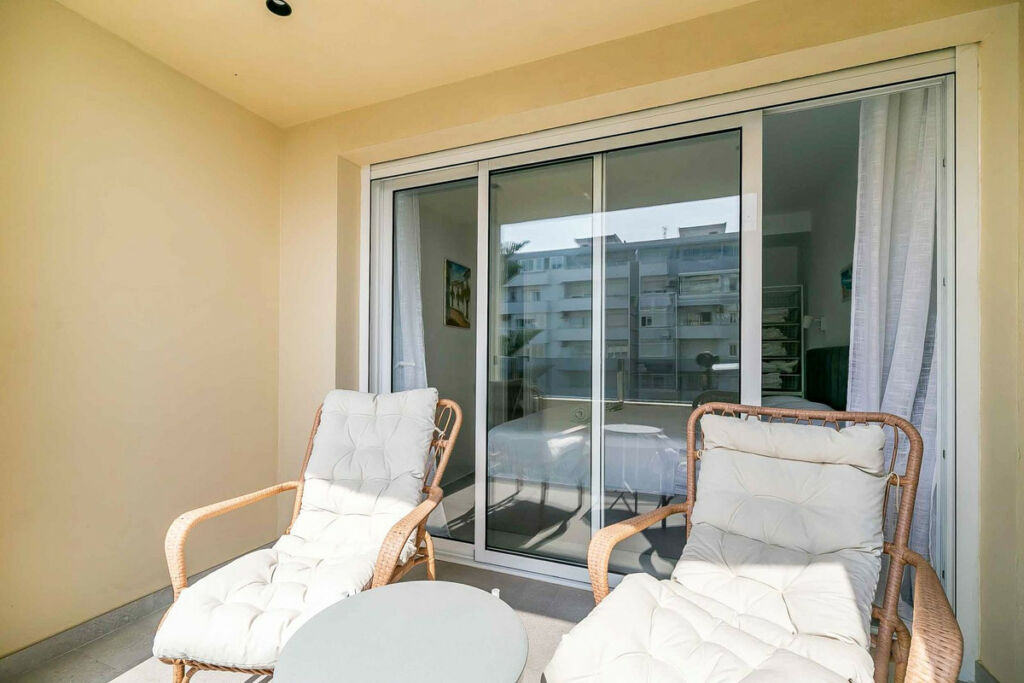 Middle Floor Apartment Fuengirola Málaga - image 30