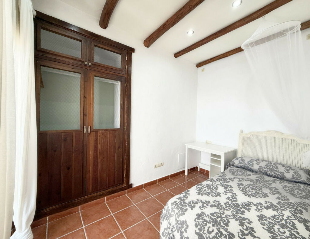 Townhouse Guadiaro Cádiz - image 30