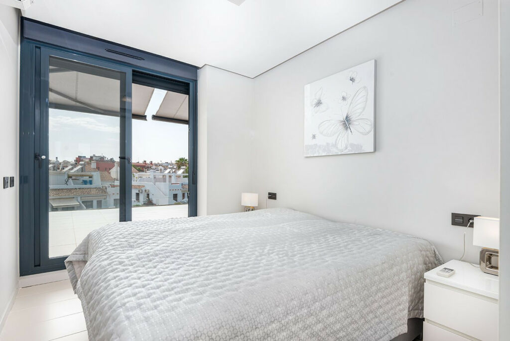 Penthouse Villamartin Alicante - image 30