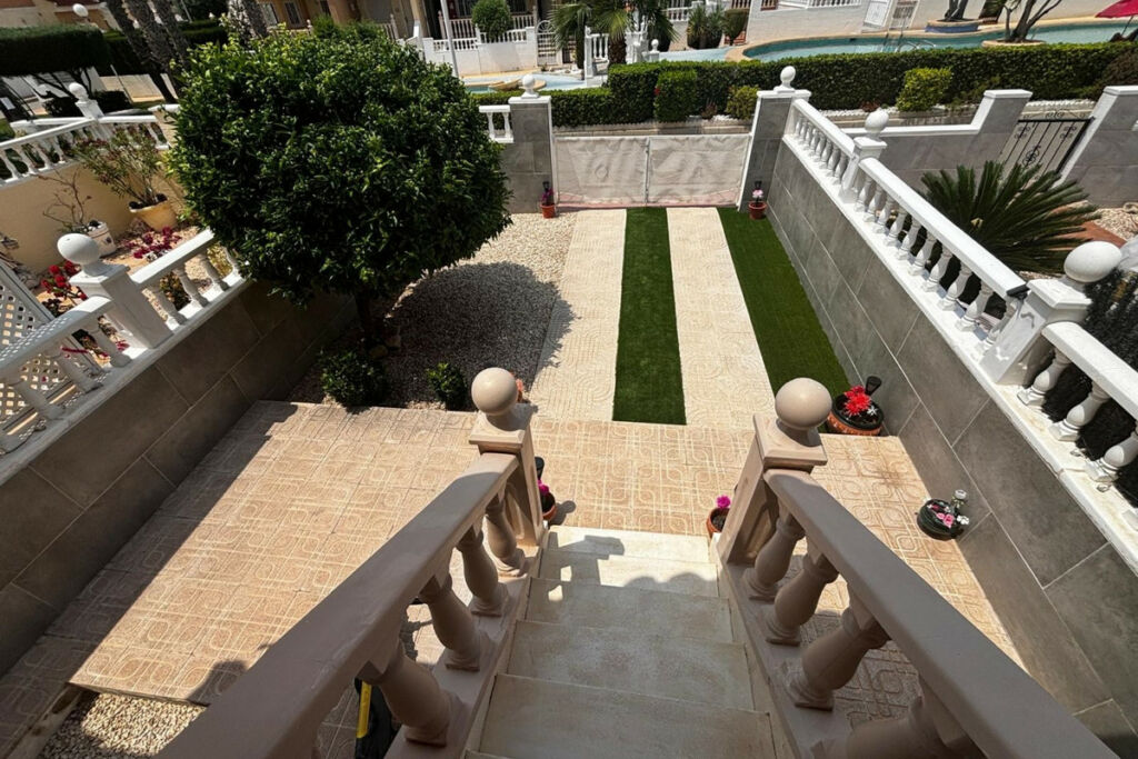 Townhouse Dona Pepa Alicante - image 30