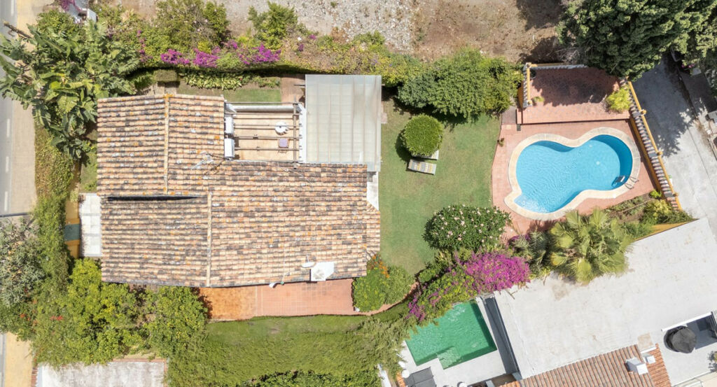 Detached Villa Nueva Andalucía Málaga - image 30