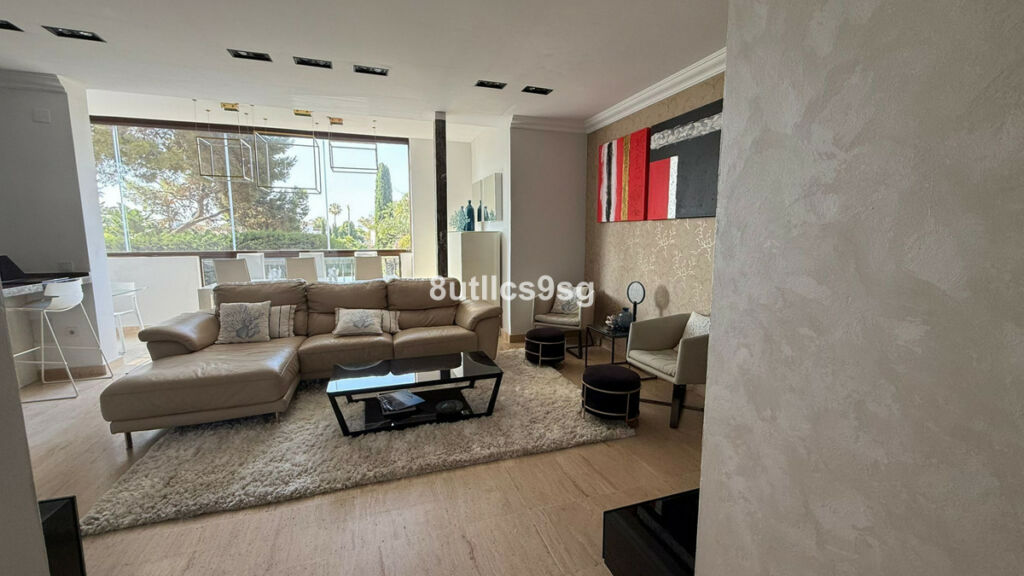 Middle Floor Apartment Estepona Málaga - image 30