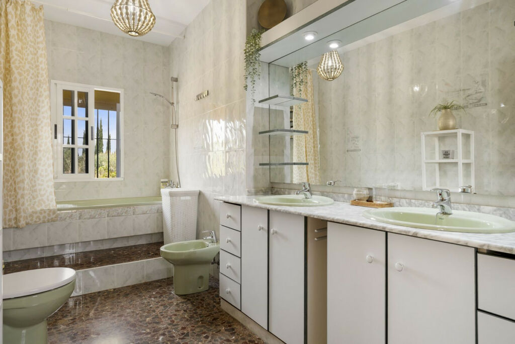 Detached Villa Alhaurín de la Torre Málaga - image 31
