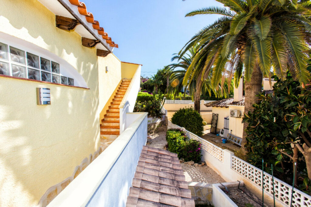 Detached Villa Benissa Alicante - image 31