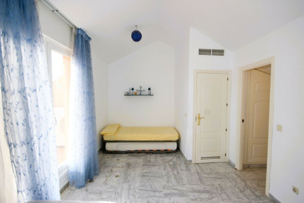 Townhouse Bahía de Marbella Málaga - image 31