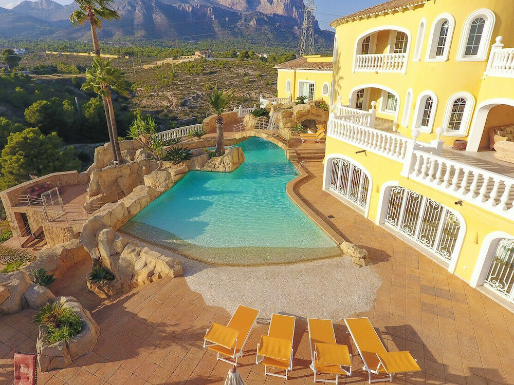 Detached Villa La Nucia Alicante - image 29