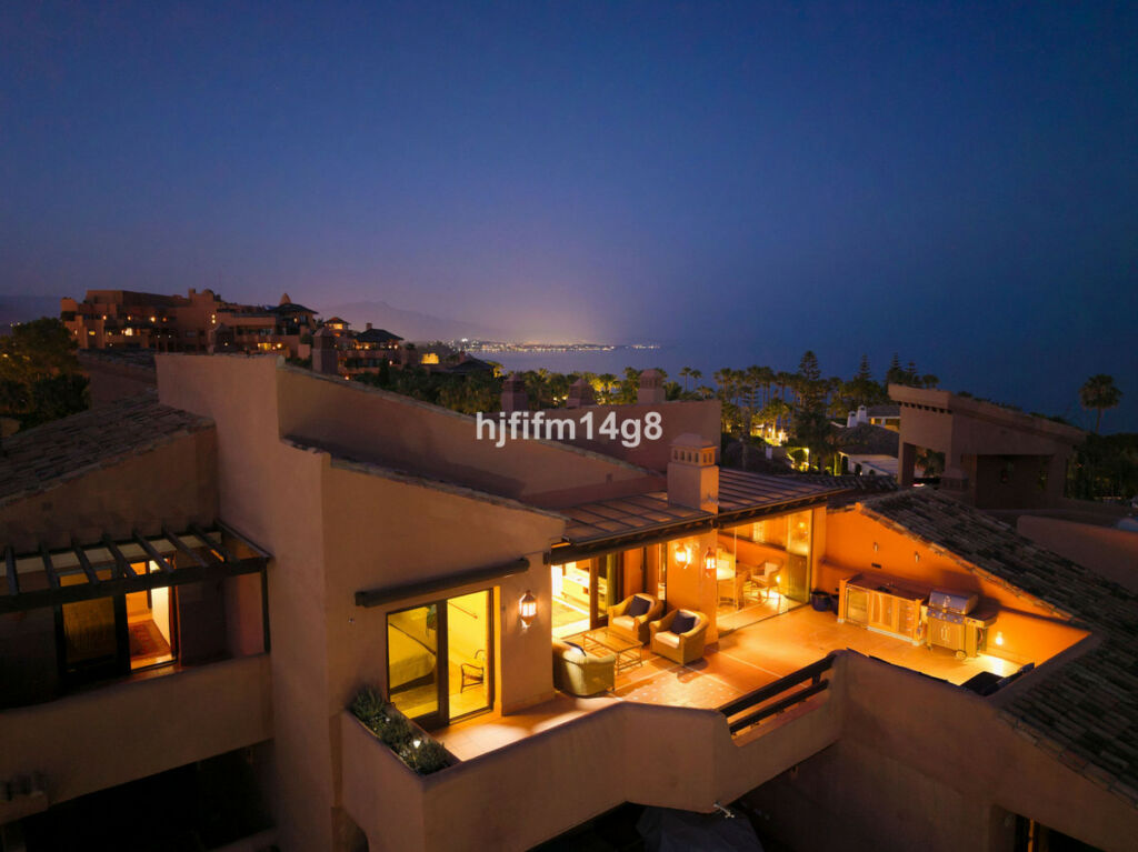 Penthouse Estepona Málaga - image 31