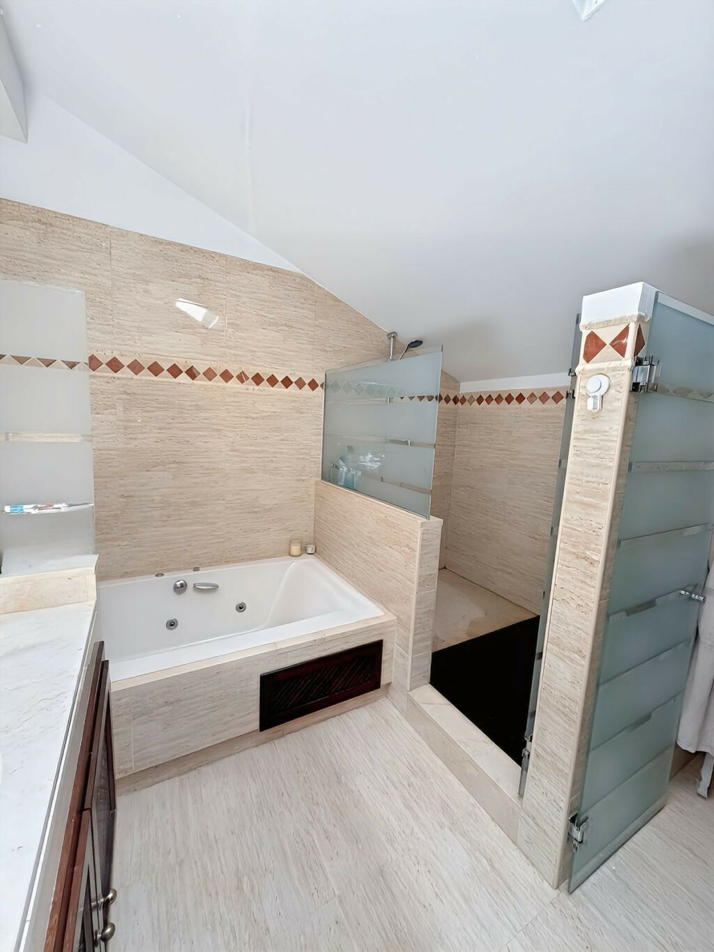 Penthouse Duplex Ojén Málaga - image 25