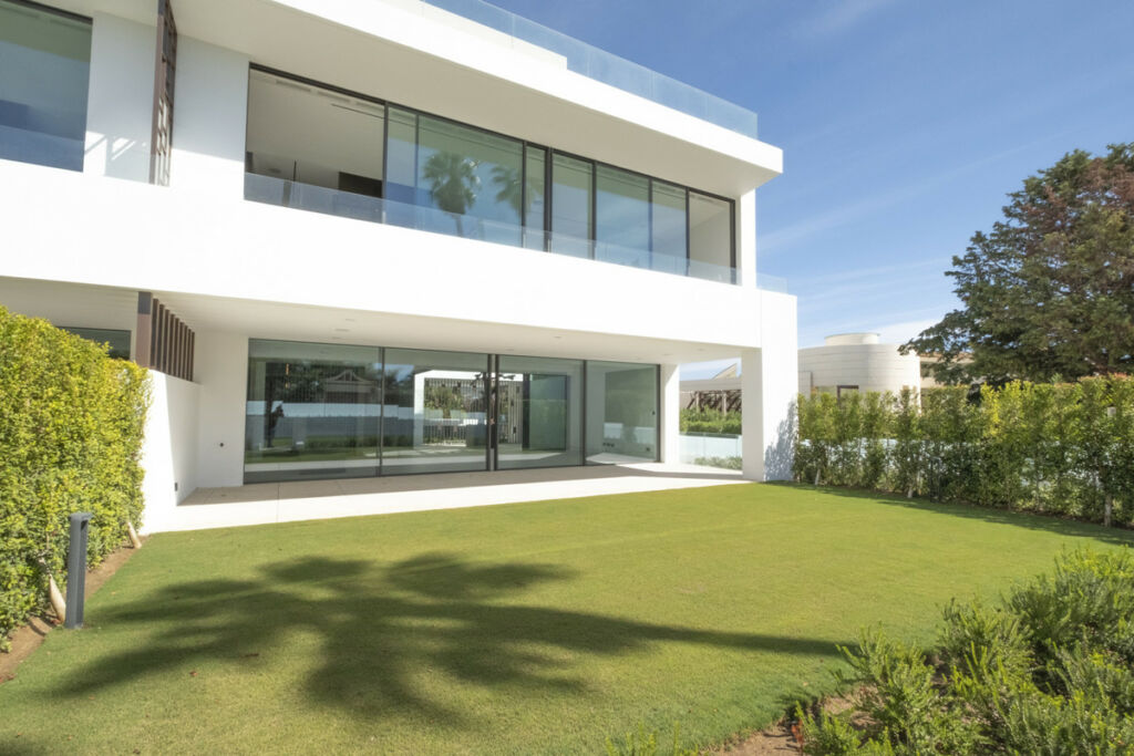 Semi-Detached House Nueva Andalucía Málaga - image 35