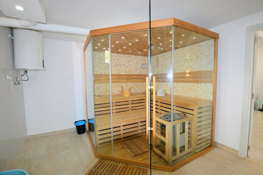 Detached Villa Los Altos Alicante - image 30