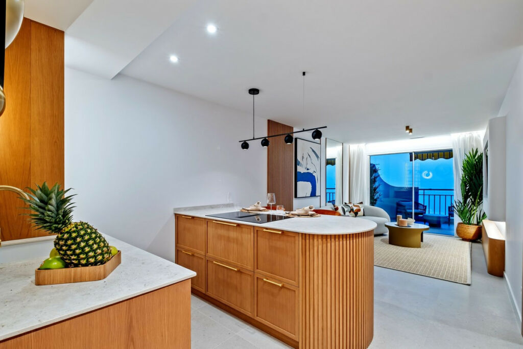 Middle Floor Apartment Fuengirola Málaga - image 32