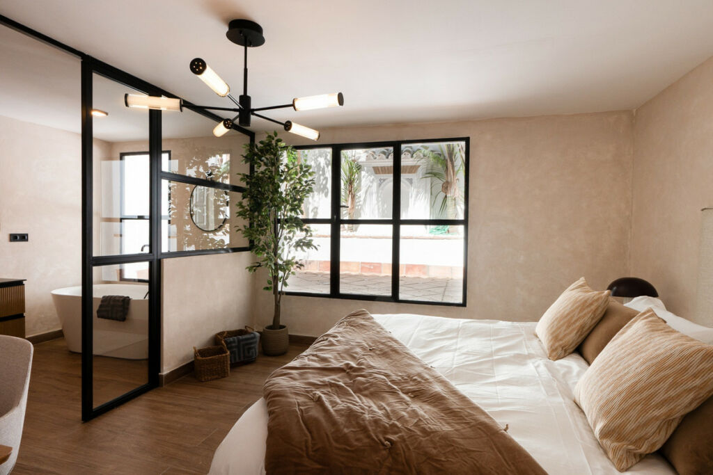Townhouse The Golden Mile Málaga - image 26