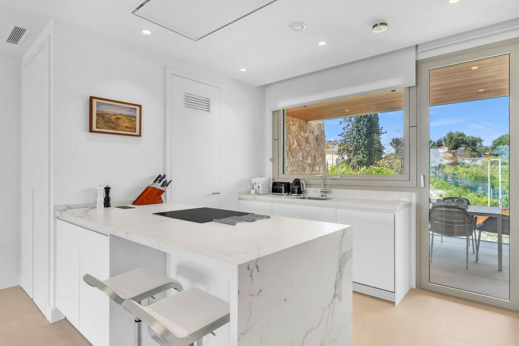 Middle Floor Apartment Marbella Málaga - image 31