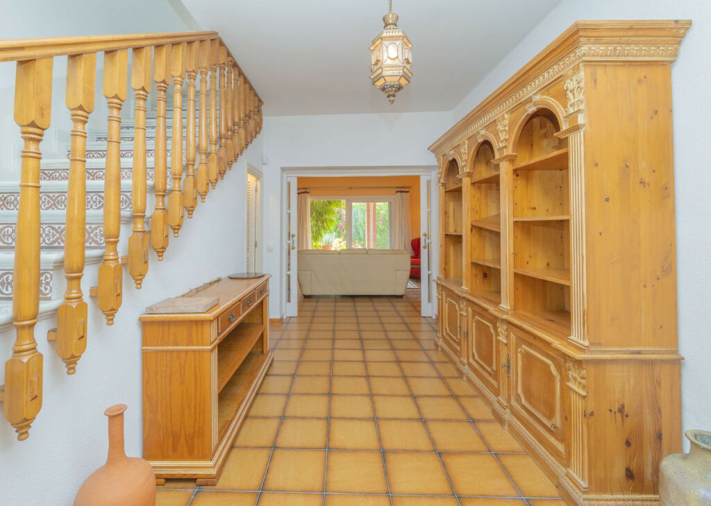 Detached Villa Marbella Málaga - image 31